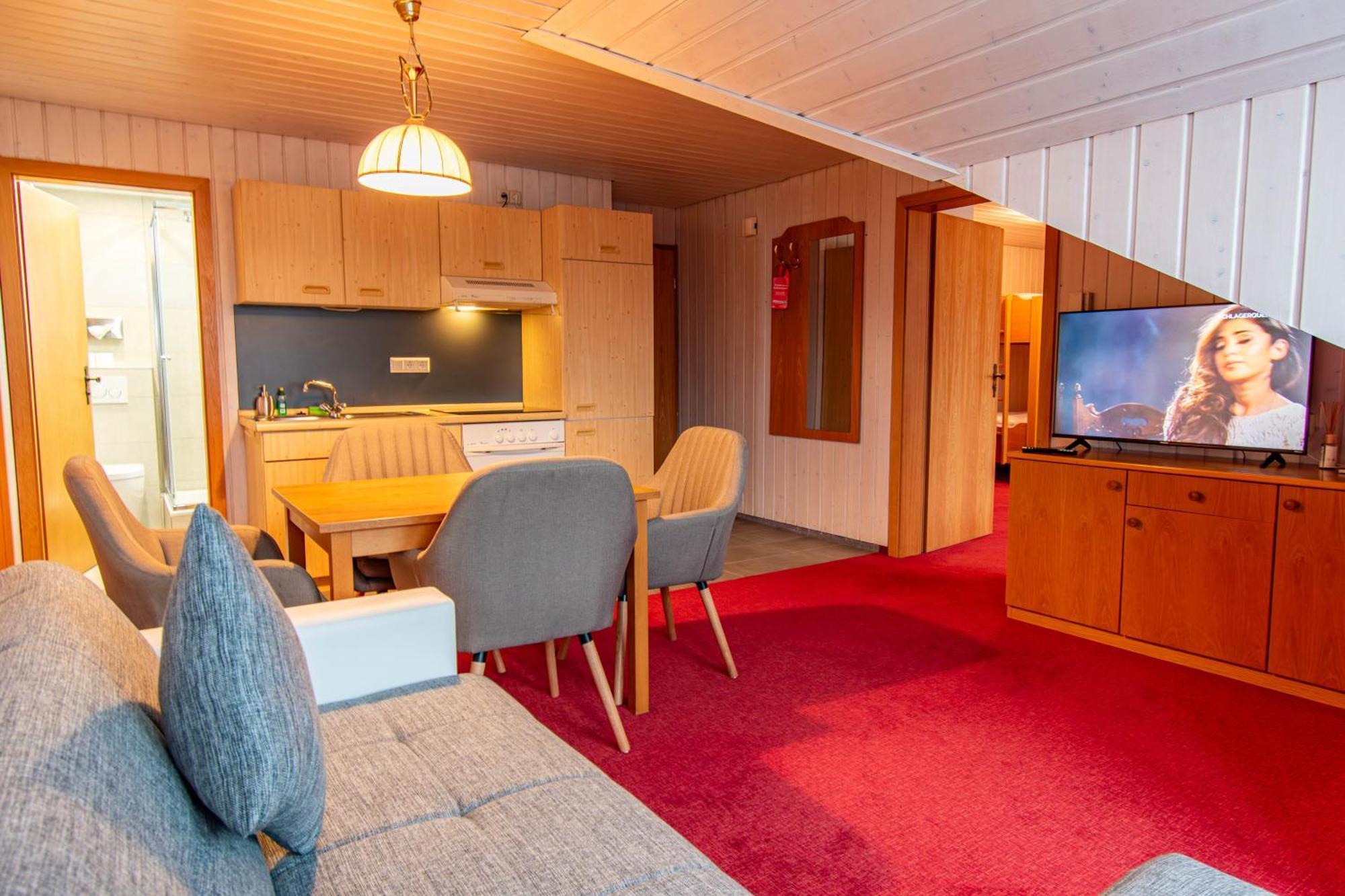 Wellnesshotel Hohenrodt Лосбург Экстерьер фото